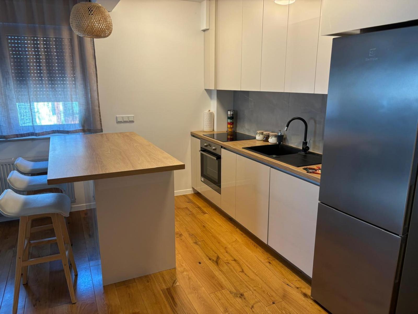 Novoureden Stan Apartment Velika Gorica Ngoại thất bức ảnh